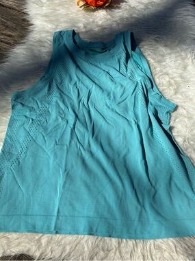 lululemon athletica Turquoise Performance Tank